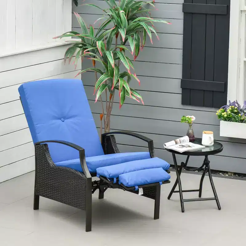 Outsunny Rattan Adjustable Recliner Chair with Hand-Woven All-Weather Wicker for Patio, Outdoor, Garden, Poolside