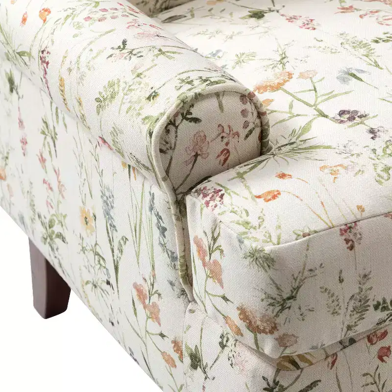 comfy Livingroom Armchair with Solid Wood Legs