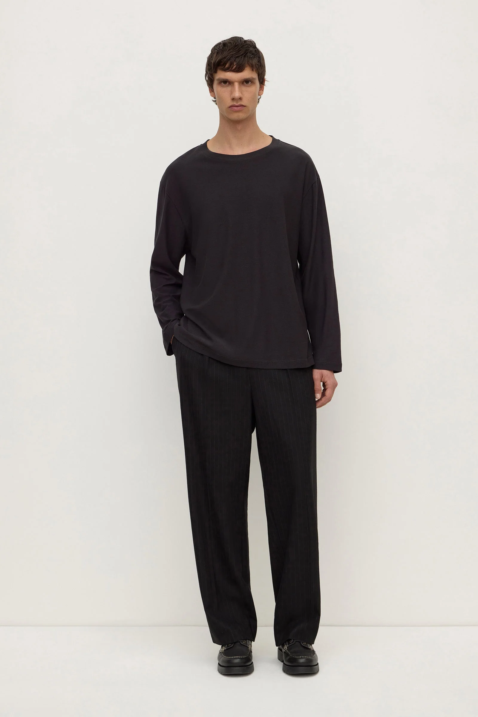 Tapered Wool Pant