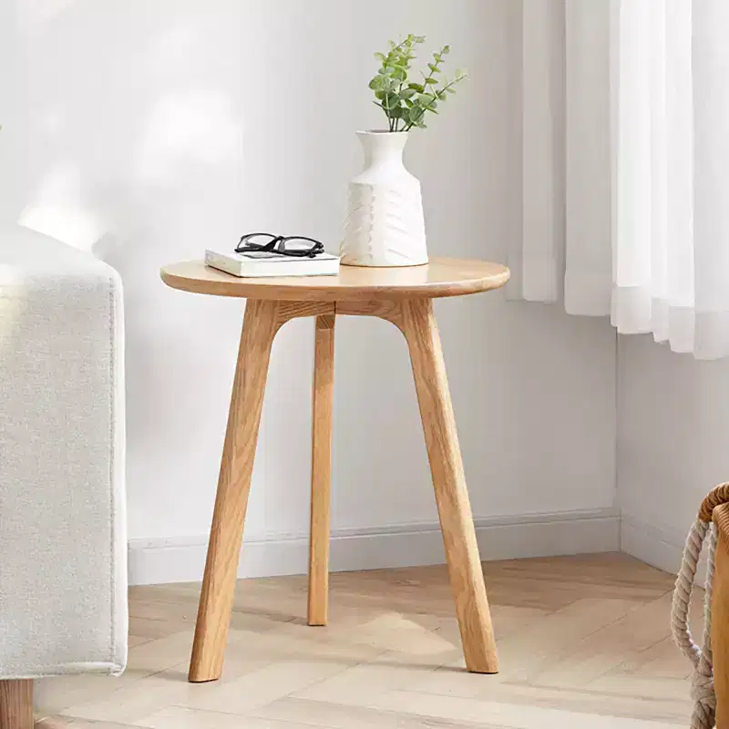 GDFStudio Wallis Minimalist 19.7 H Three Legs Solid Oak Round Side Table