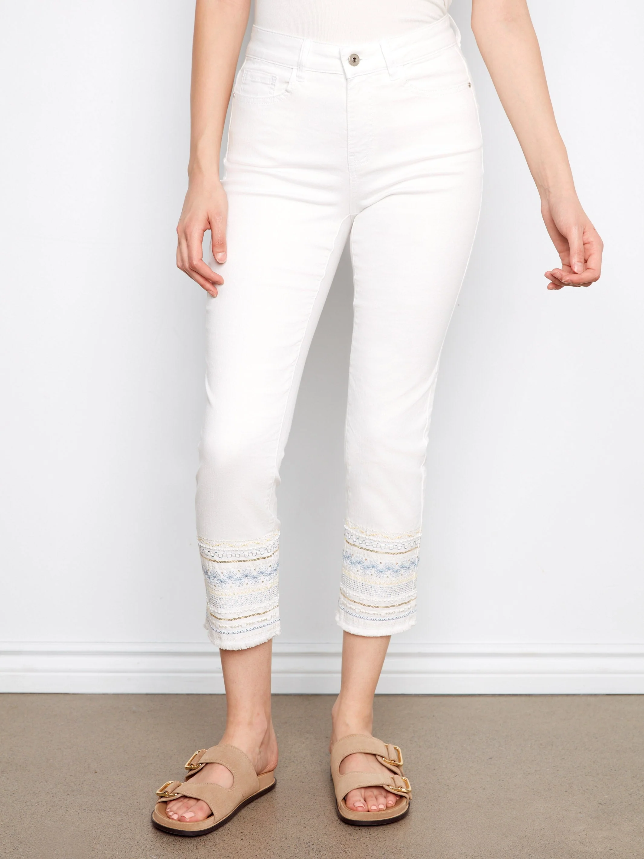Embroidered Hem Jeans - White
