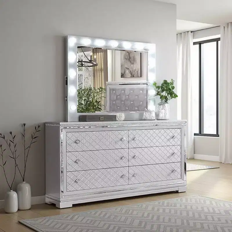 Royal Hampton Dresser Mirror w Light Bulbs, USB and Power, Glam Silver 44 Inch