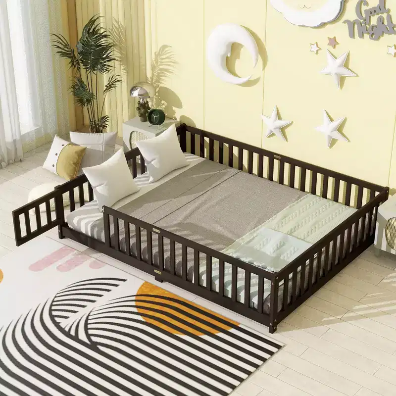 Bed Queen Size with Fence and Door, Solid Rubberwood Frame, Safety Guardrail, Large Ground Bed with Enclosure and Gate