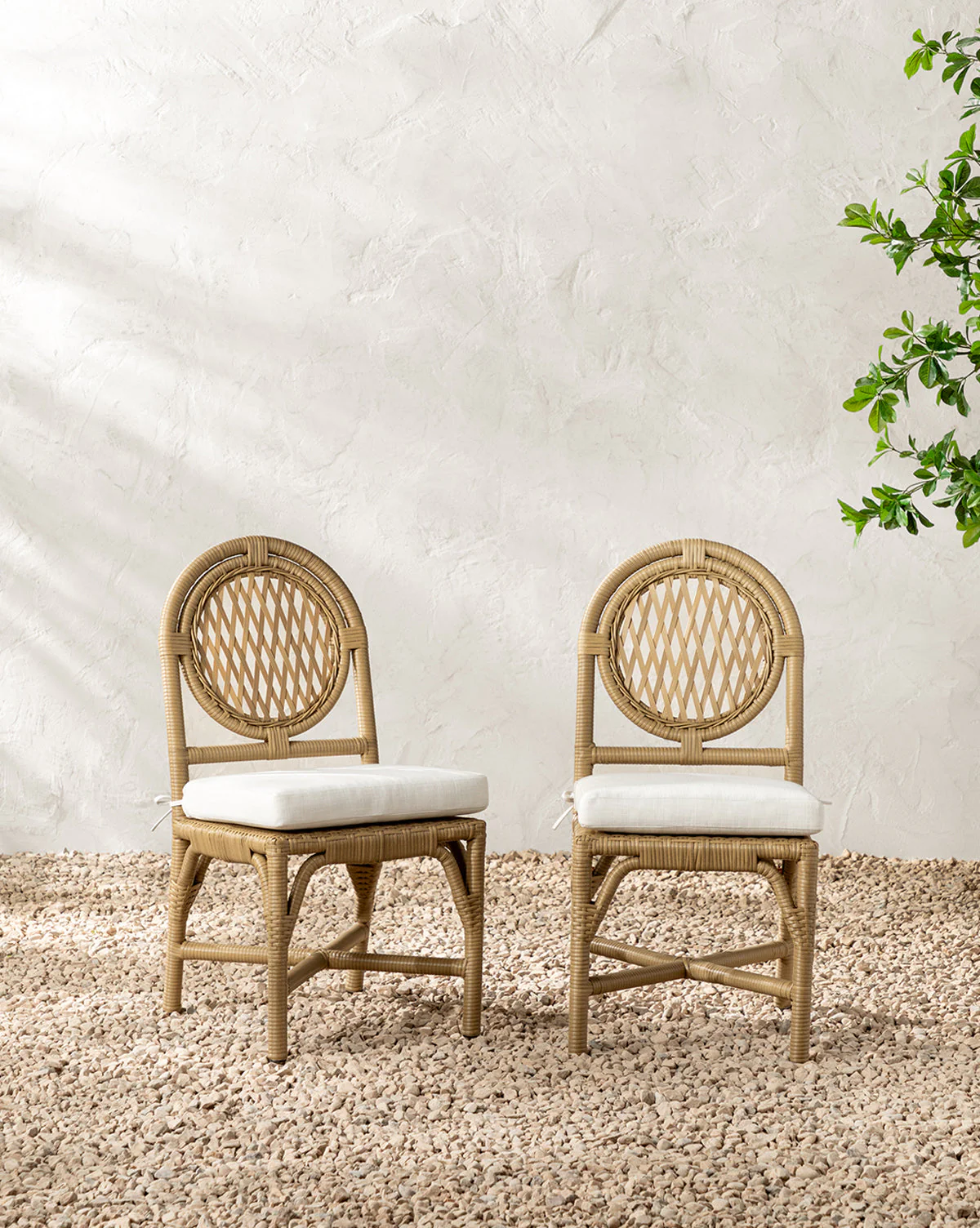 Coastal All-Weather Wicker Dining Chair with Performance Fabric Cushion for Outdoor & Dining Room