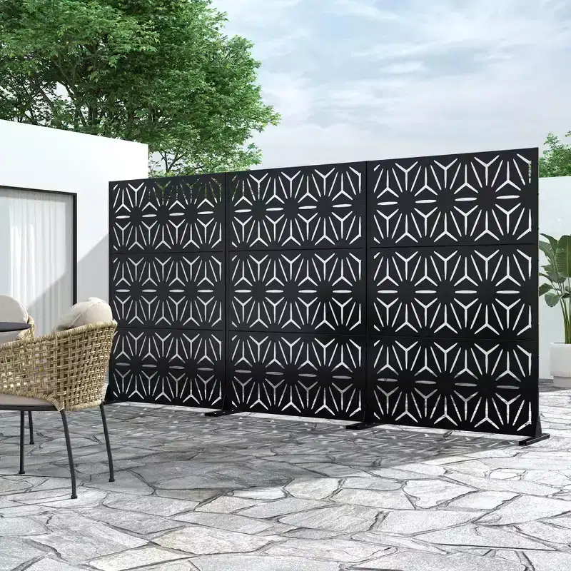 Black Galvanized Steel Screen 183x120x40cm