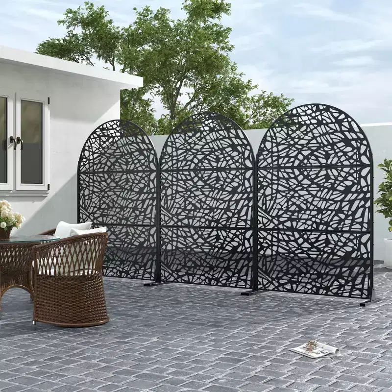 Arch-Shaped Mesh Black Galvanized Steel Divider | 183H x 120W x 40D cm