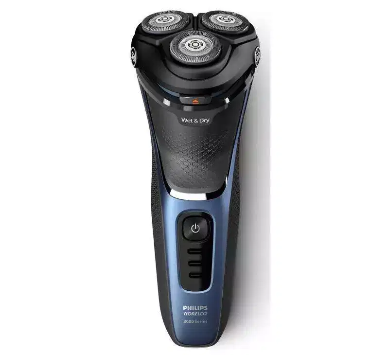 Philips Norelco Wet & Dry Men's Rechargeable Electric Shaver 3600 - S3243/91