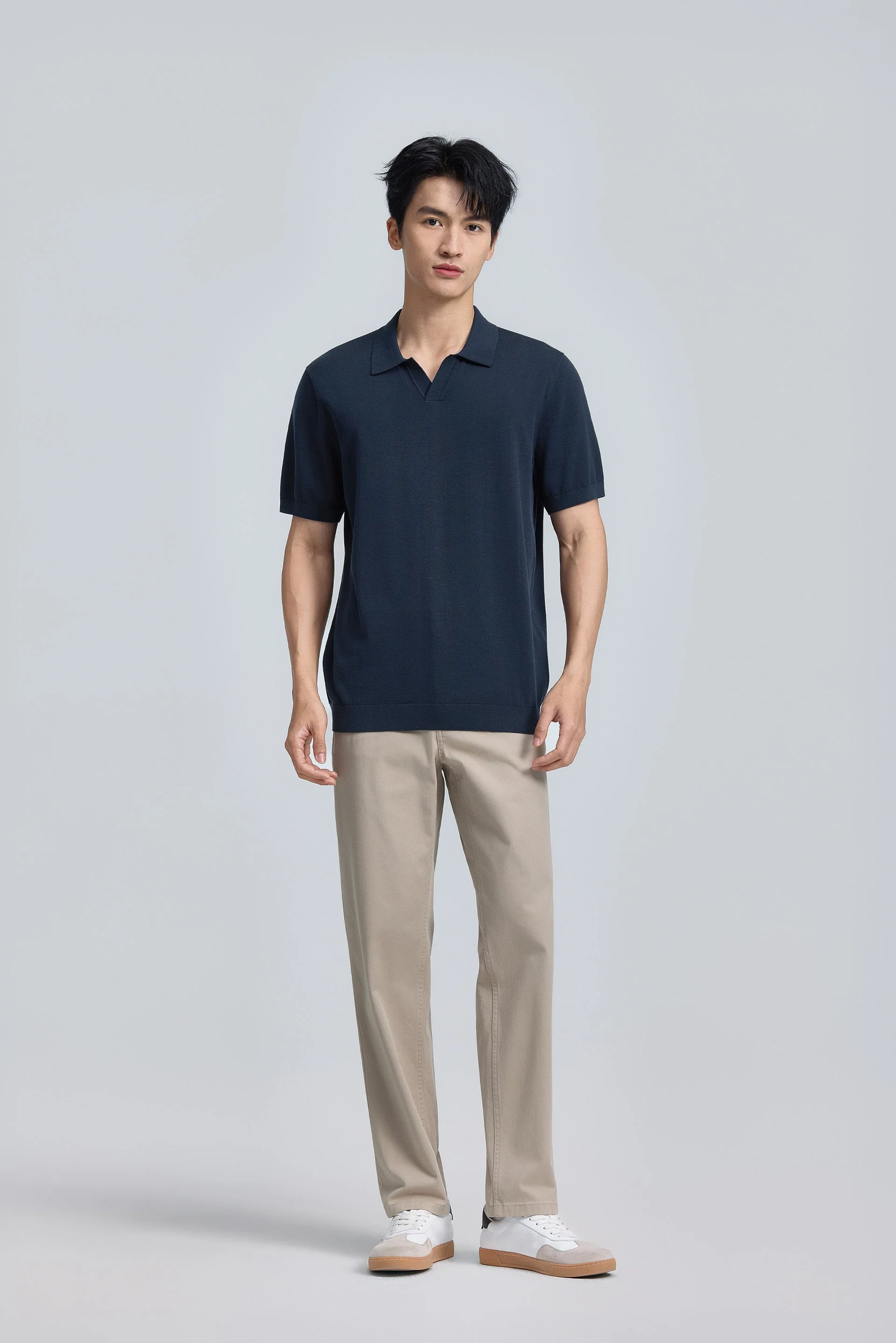 Flat-Knit Buttonless Sweater Polo – Navy