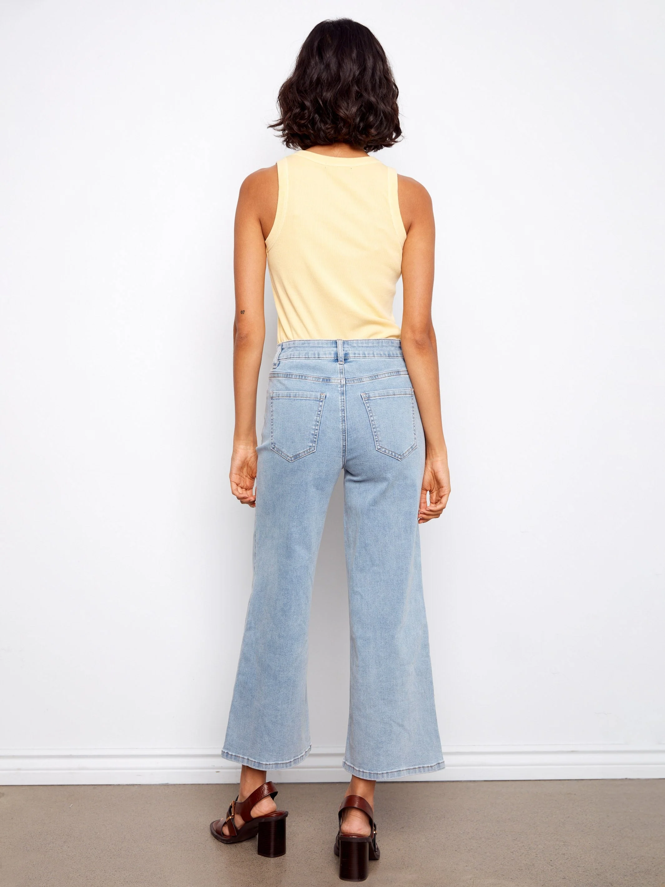Wide Leg Jeans with Flower Embroidery - Light Blue