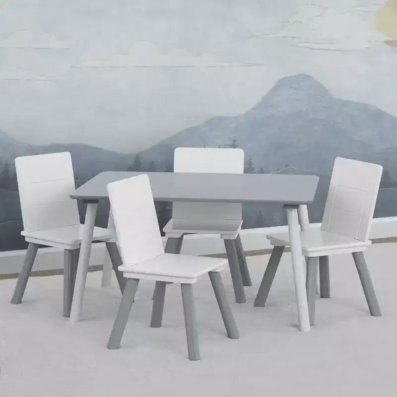 Delta Children Kids Table and 4 Chair Set