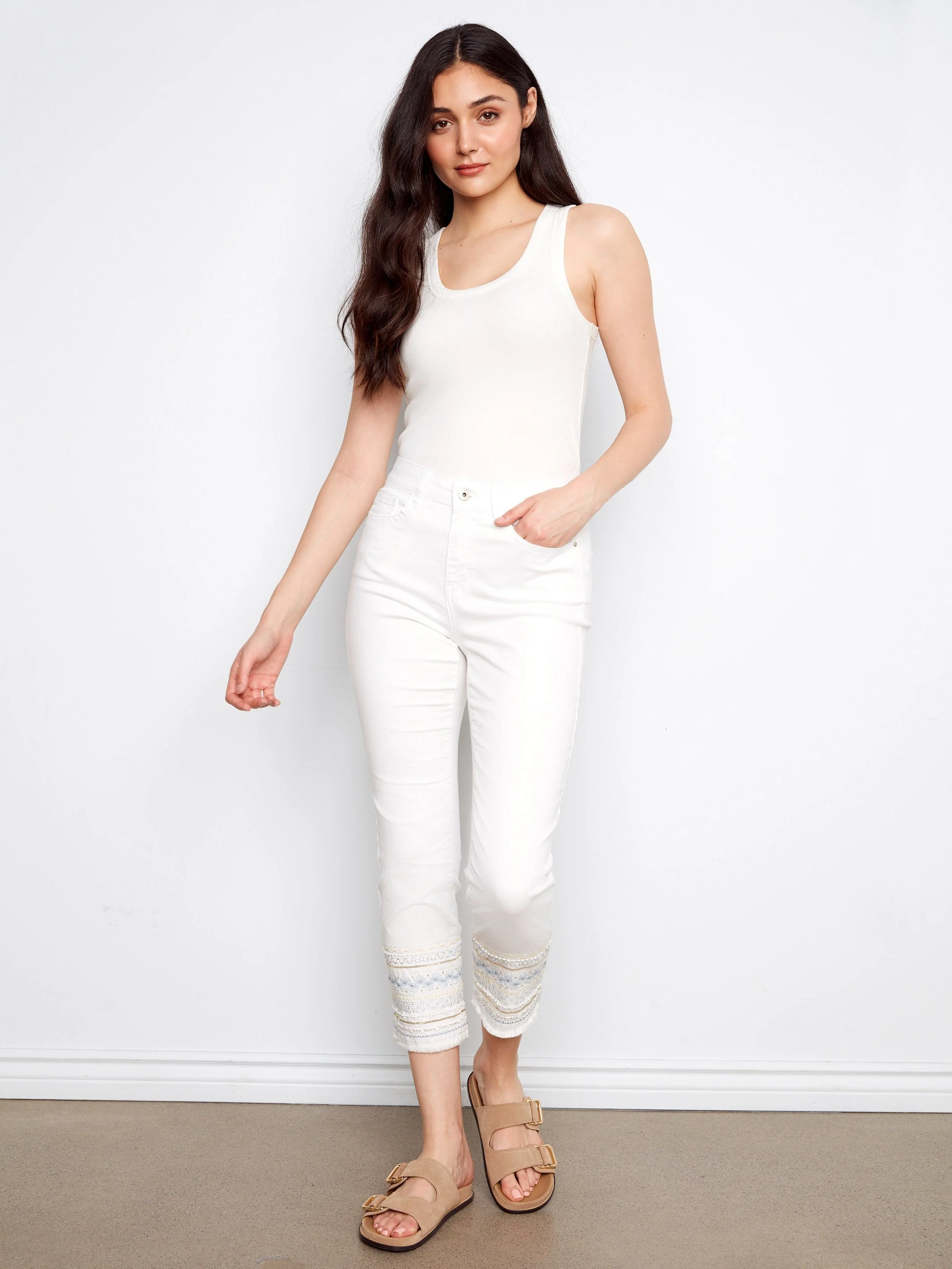 Embroidered Hem Jeans - White