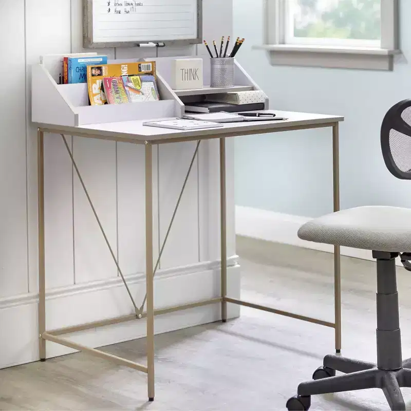 Quincy Desk