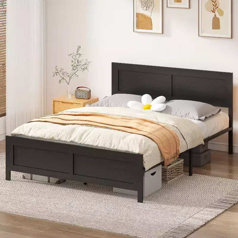 Dyonery's retro-style board bed frame is suitable for mattresses ranging from 10 inches to 14 inches in height,