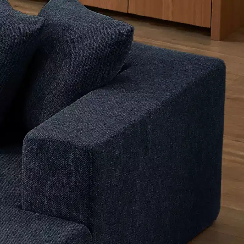 Modern Chenille Sectional Chaise: Plush and Versatile for Any Room