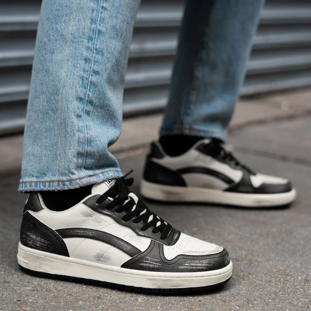 Cross Court | Black x White