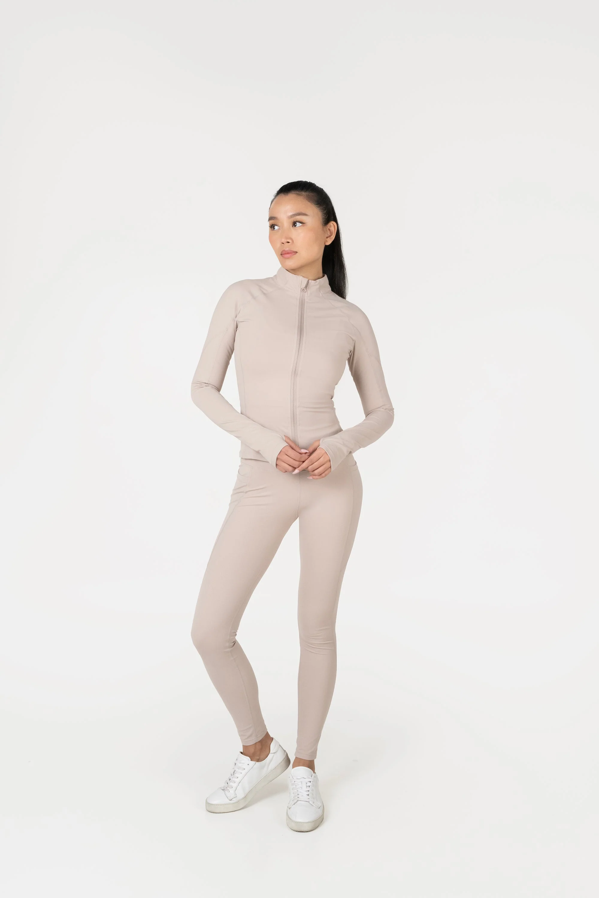 The Contour Zip