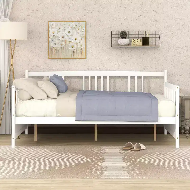Bellemave Full Size Daybed with Support Legs, White