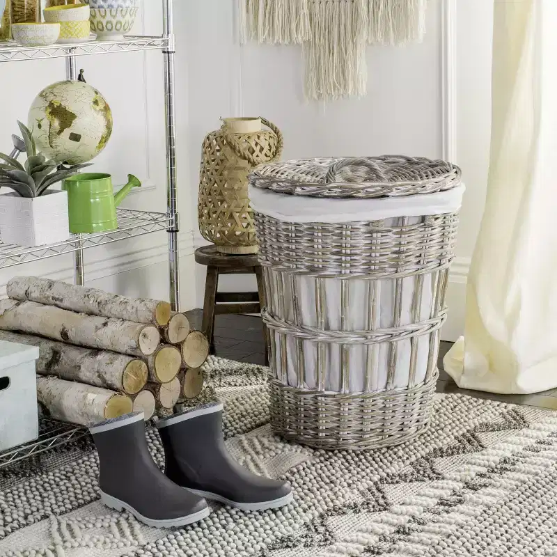Maggy Laundry Basket with Liner - HAC6500 - White/White Washed - Safavieh