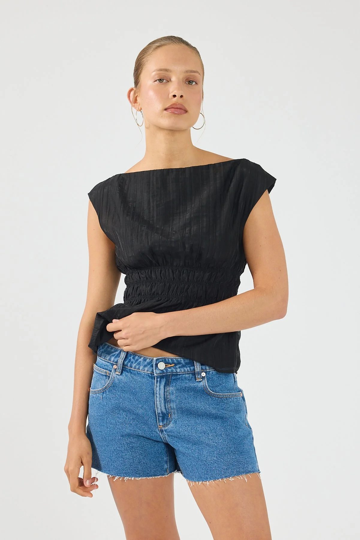 95 Relaxed Short