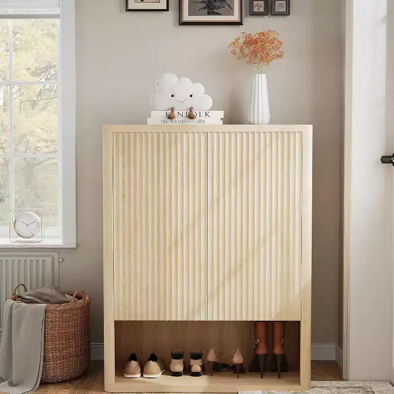 Shoe Storage Cabinet for Entryway, Slim Wooden Shoe Organizer with Fluted Doors & Adjustable Shelves, Narrow Shoe Rack for Hallway, Porch, Oak