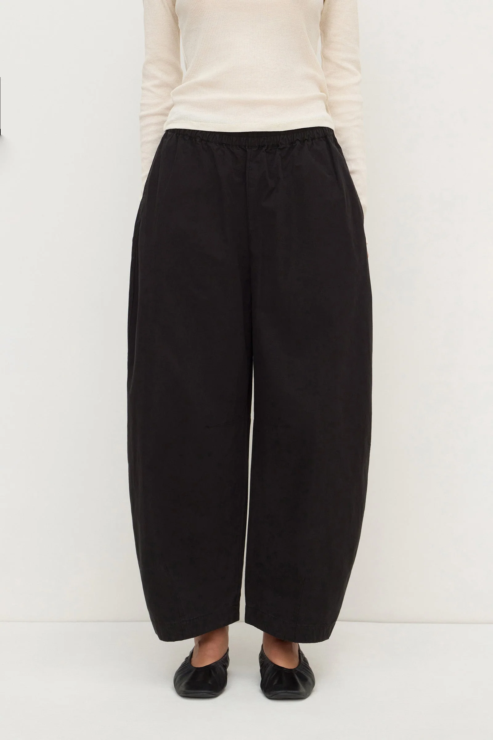 Black Cotton Voluminous Barrel Leg Pant