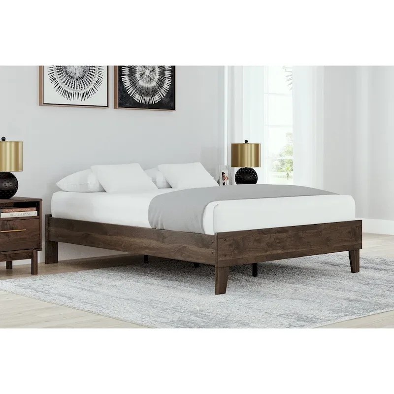 Signature Design by Ashley Calverson Mocha Platform Bed with 2 Nightstands