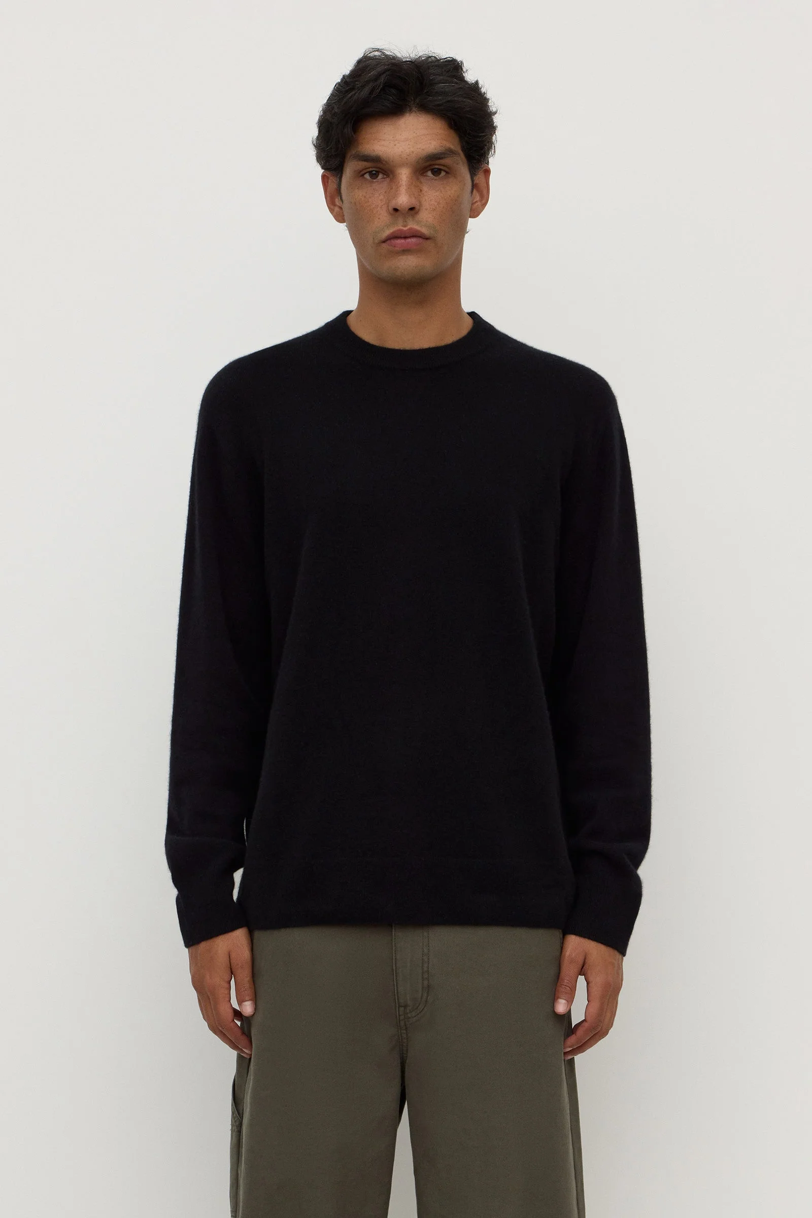 Black Crew Neck Cashmere Knit