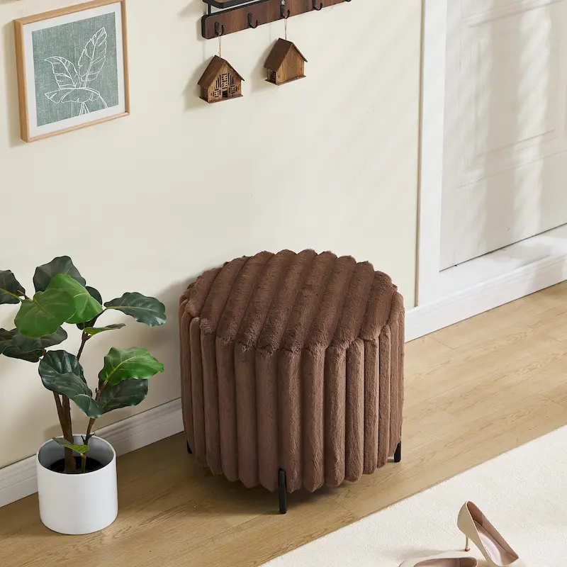 22.05Wide Upholstered Round Pouf Ottoman Foot Rest with Black Metal Legs