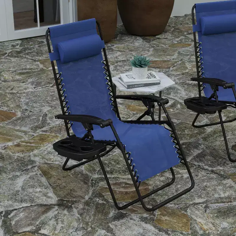 Merrick Lane Set of 2 Folding Mesh Upholstered Zero Gravity Chair with Removable Pillow and Cupholder Tray