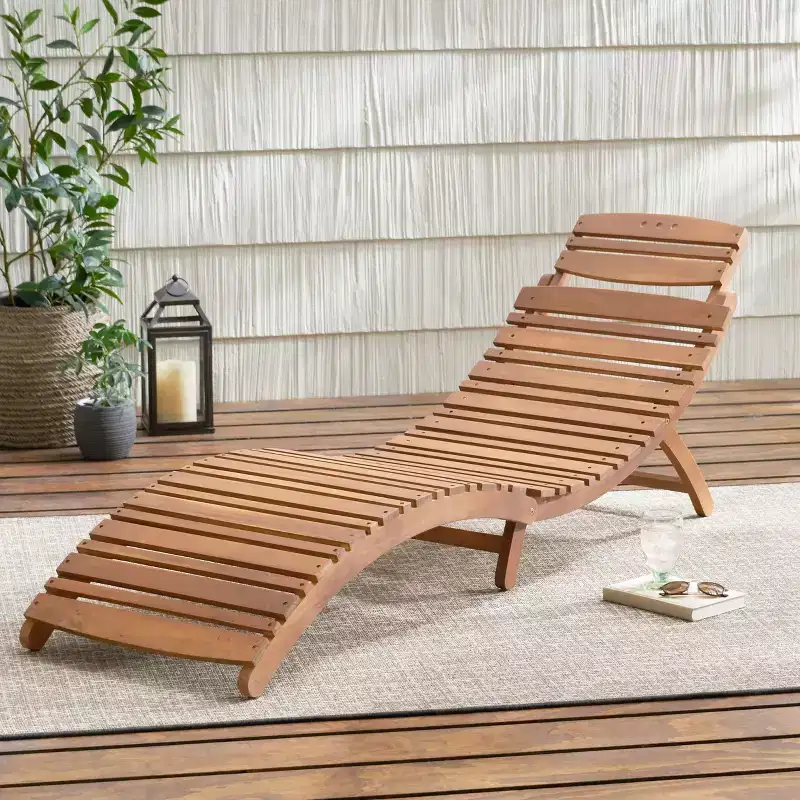 Okak Wooden Lounge Chairs with Curved Design, Foldable Outdoor Recliner with Slat Seat, Porch Chairs for Garden, Pool Side, Backyard