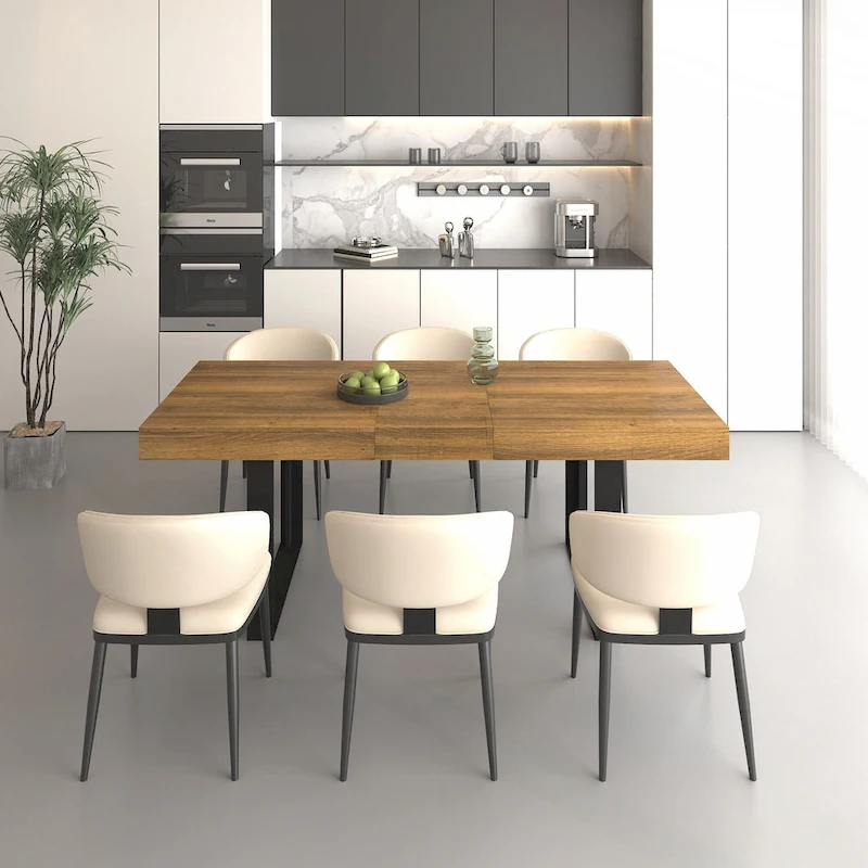 Versatile Extendable Dining Table for Large Gatherings, Enhancing Dining Experience