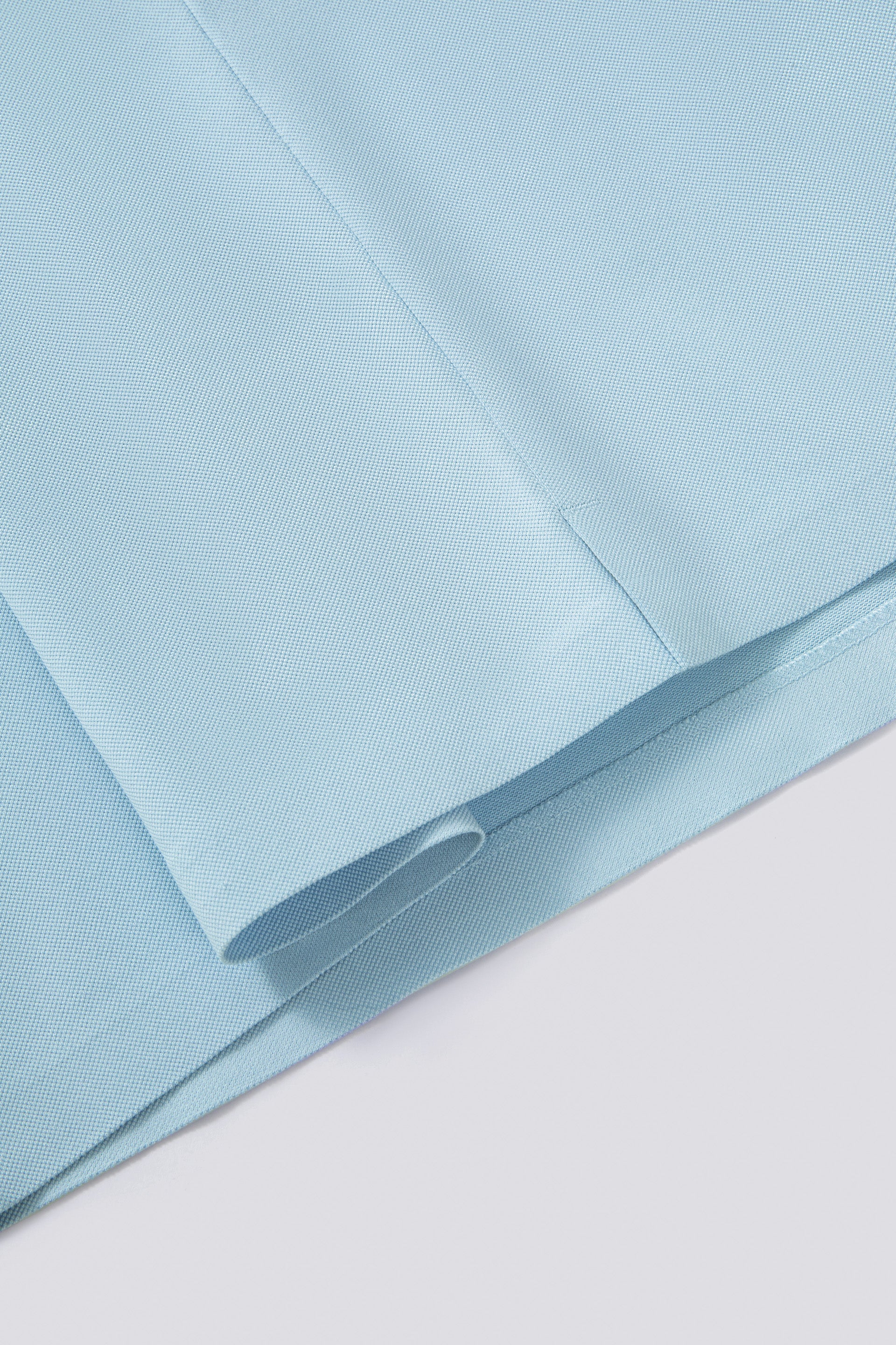 Sharp Pique Polo – Light Blue