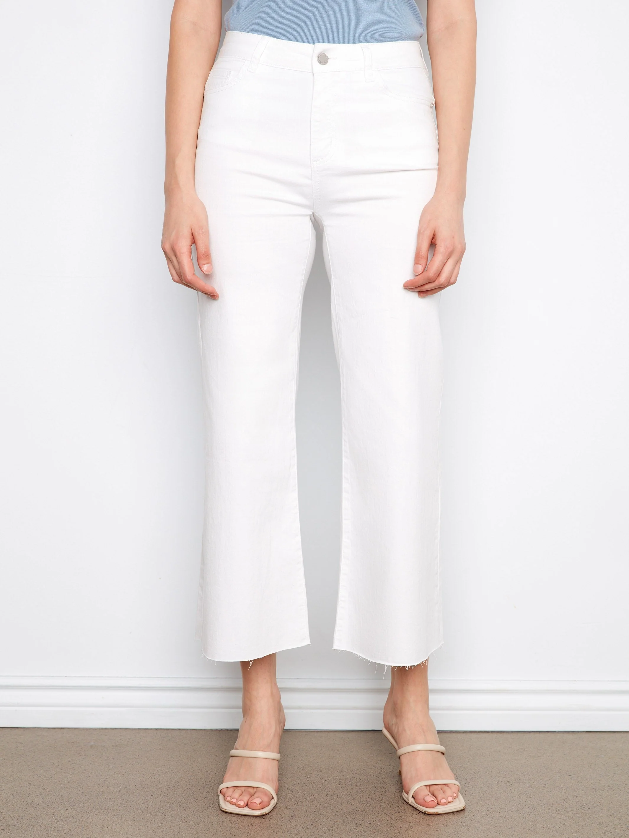Cropped Flare Twill Pants With Raw Hem - White