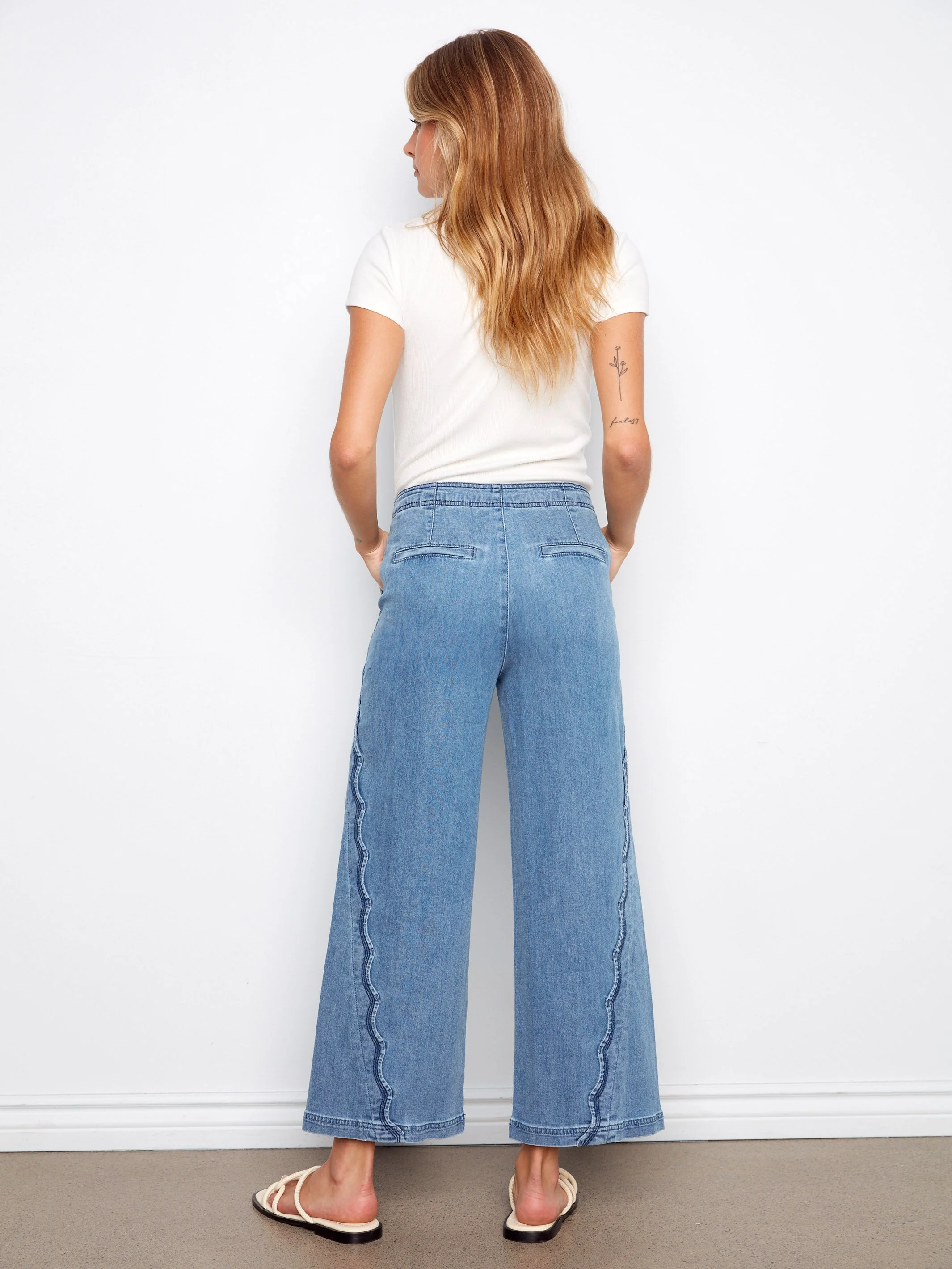 Wide Leg Jeans With Scalloped Edges - Soft Blue