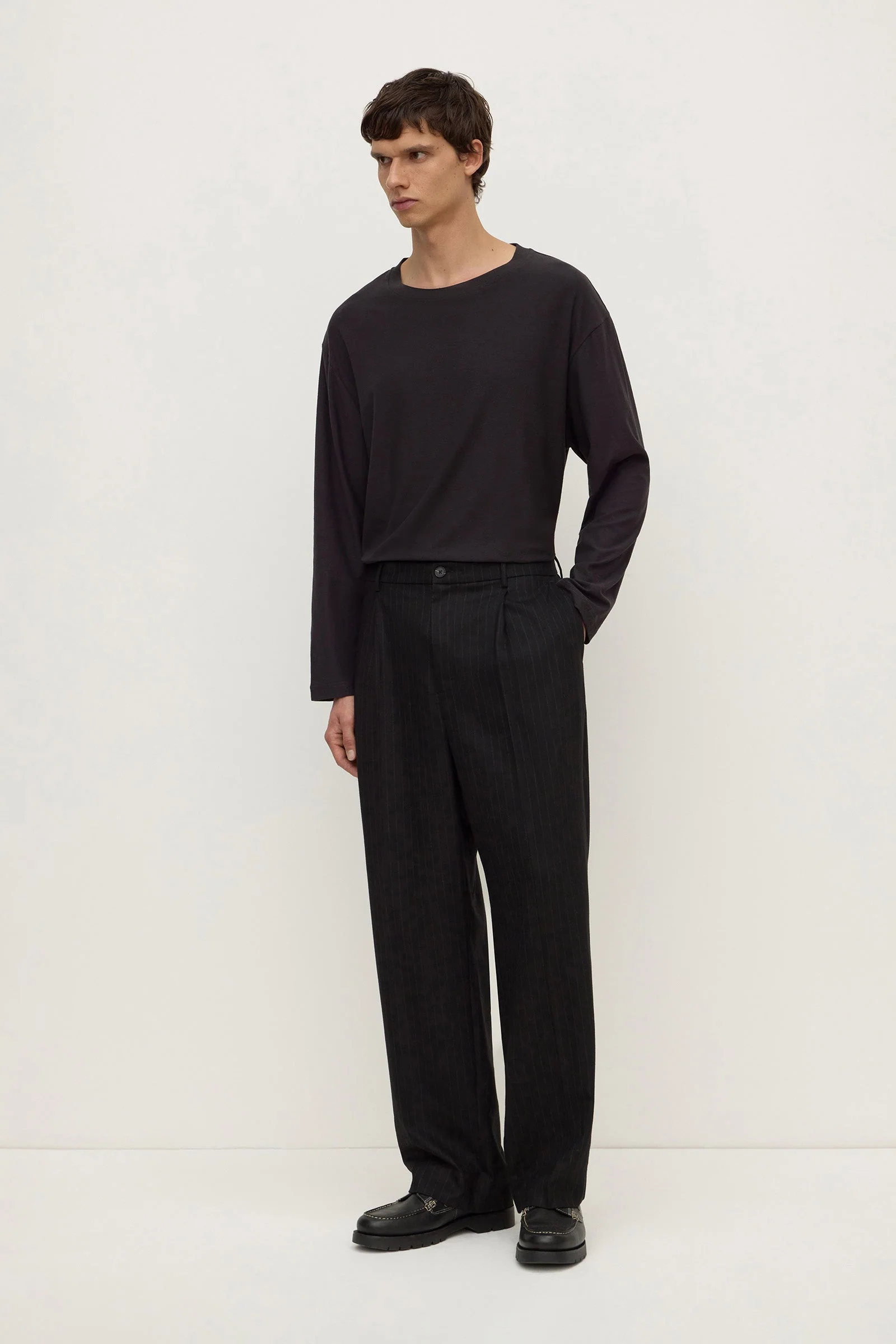 Tapered Wool Pant