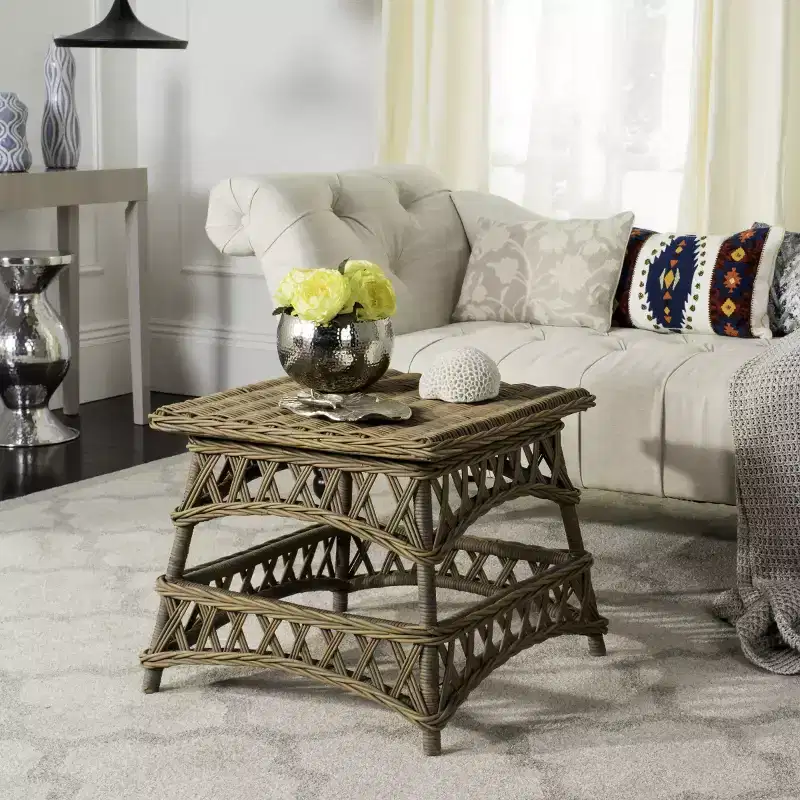 Sora Accent Table - SEA7027A - Natural - Safavieh