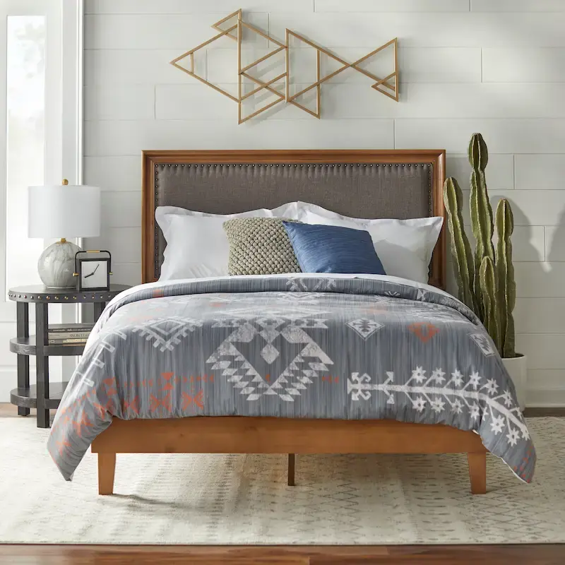 Upholstered Queen Platform Bed