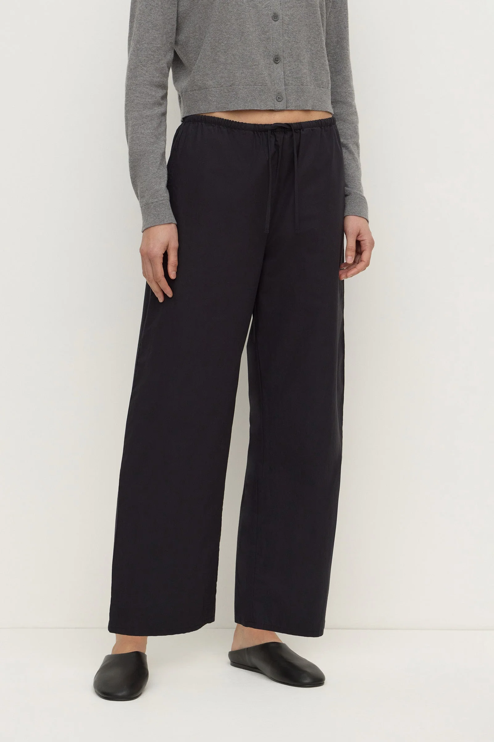 Black Cotton Barrel Leg Pant