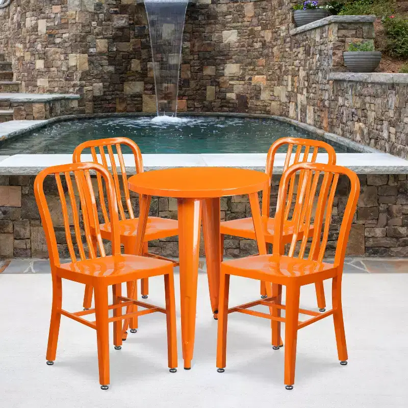 Emma and Oliver Commercial Grade 24 Round Metal Indoor-Outdoor Table Set & 4 Slat Back Chairs