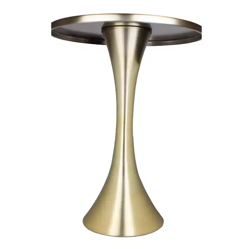 LumiSource Lennox Metal Accent Table Gold