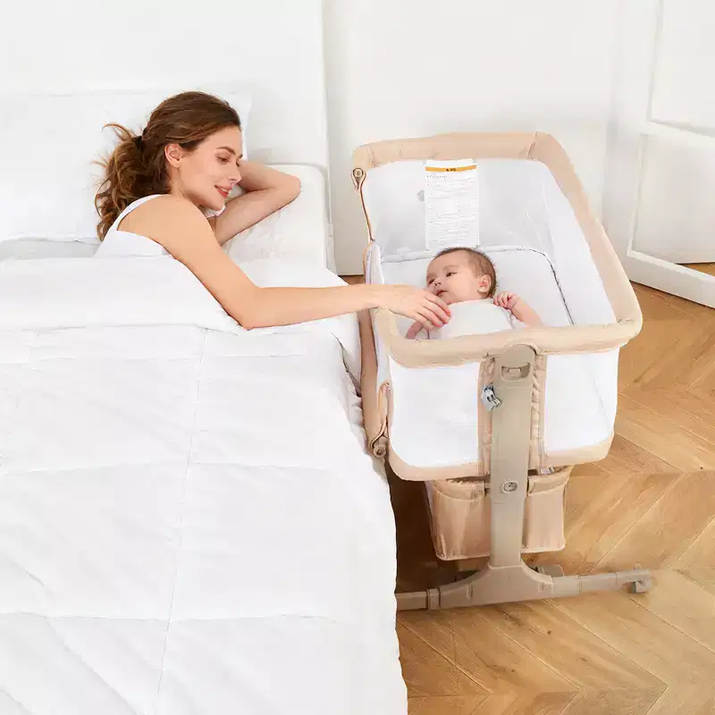 Movable Bedside Crib Bedding for Newborns, Spliced Large Bed, Co-Sleeping for Mother and Baby, Night Care, Anti-Fall, Multifunctional