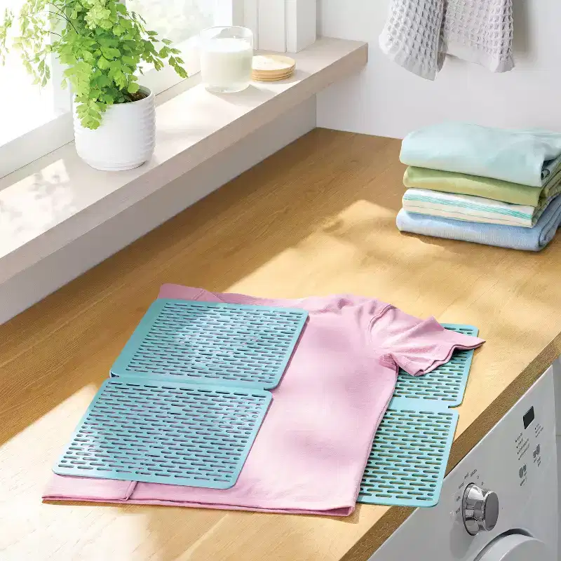 Plastic Shirt Folding Board – 28.3